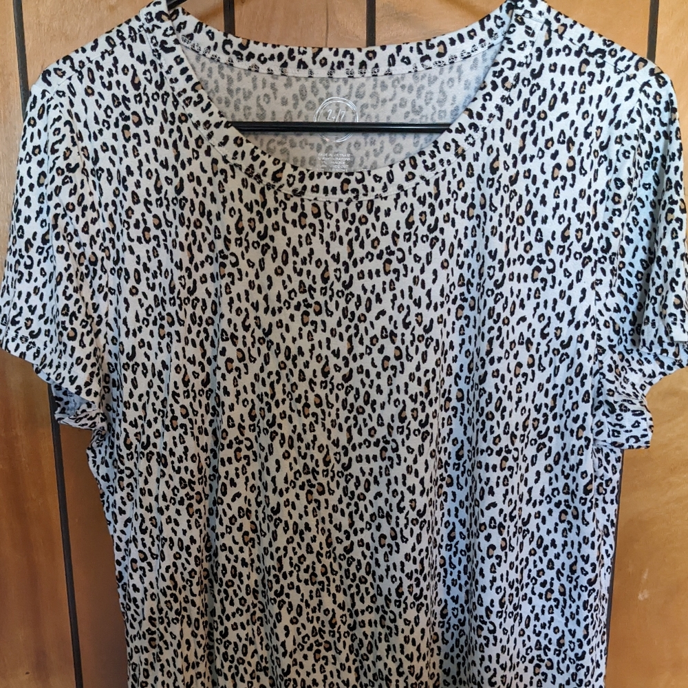 Maurices 24/7 Leo Tee